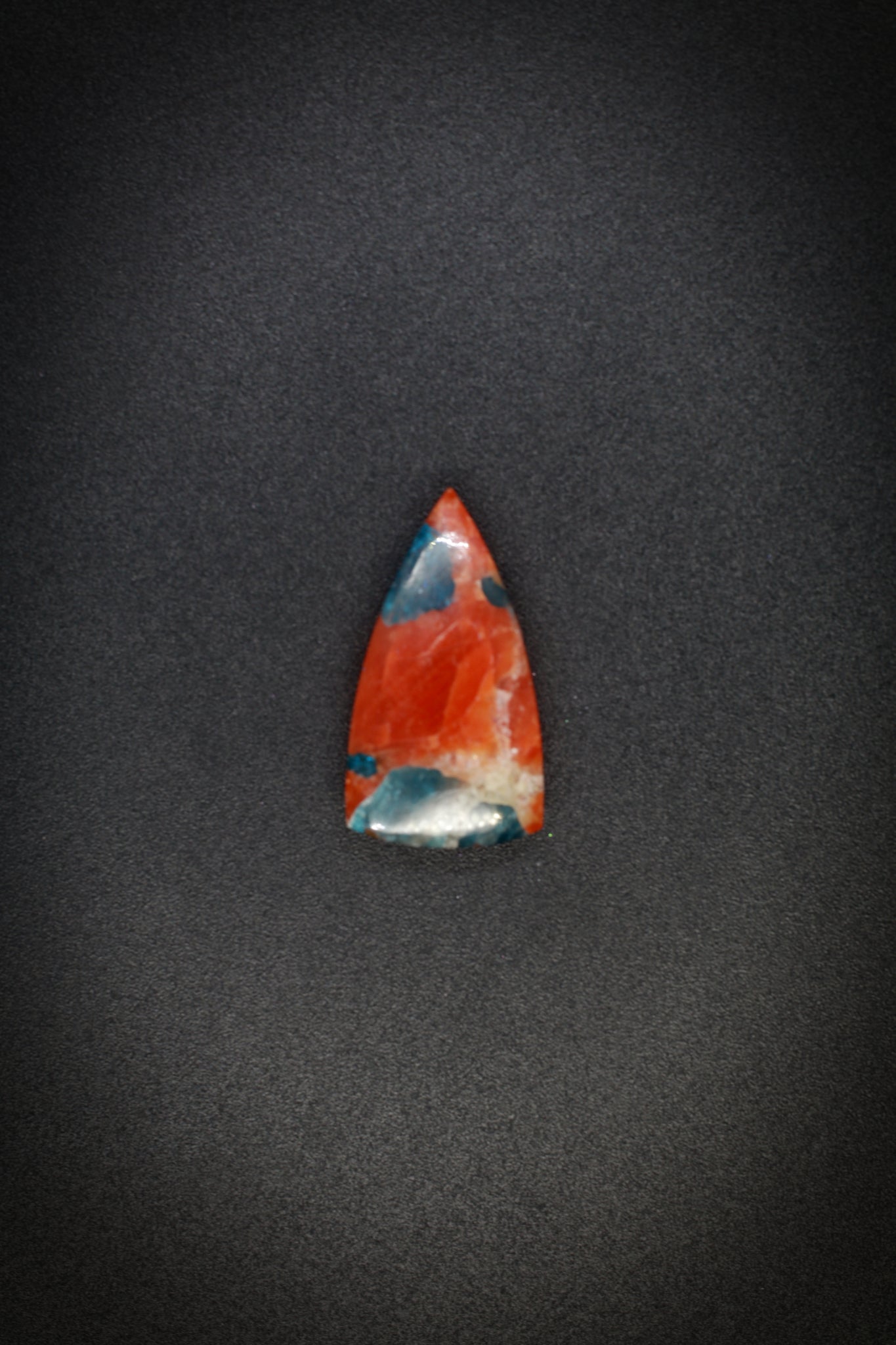 Orange and Blue Apatite_5